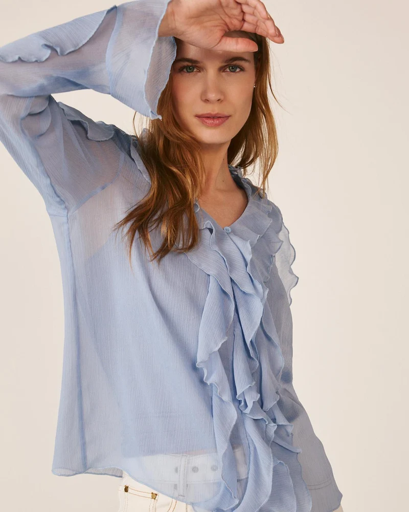 BLUSA CON VOLANTES